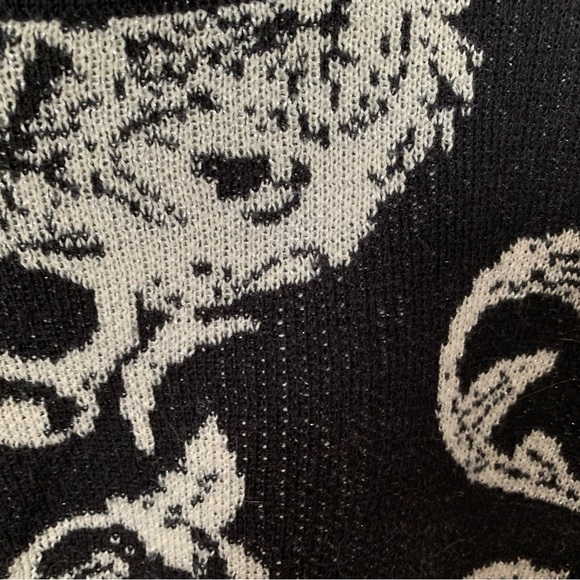 Knit sweater - Picture 3 of 3